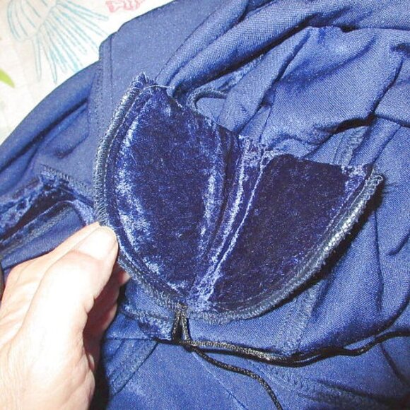 Vtg All That Jazz Velvet Maxi Dress Sze L Long Sleeves Witchy Renaissance Gothic - Picture 6 of 9